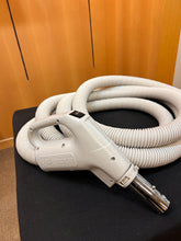 Load image into Gallery viewer, 15 foot Plastiflex Electric Central Vacuum Hose
